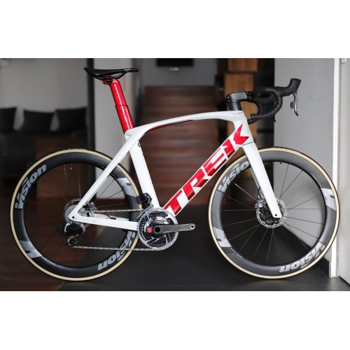 TREK MADONE SLR 9 DISC eTAP AXS